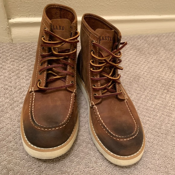 Eastland Boots 7.5M - Picture 2 of 5